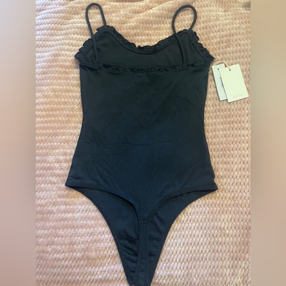 NWT Aritzia Wilfred Adelma Bodysuit Size Small - Picture 2 of 3